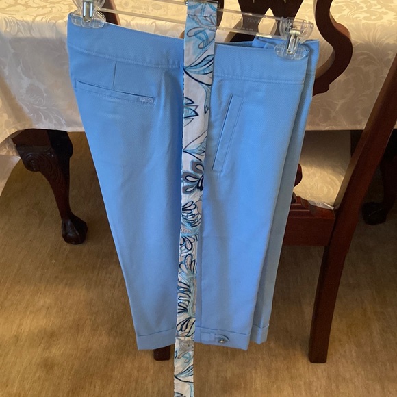 Izod Golf Blue Bermuda Shorts Side Zip & Pockets Flat Front Size 6. - Picture 4 of 7